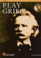 Play Grieg Clarinet (Book & CD)