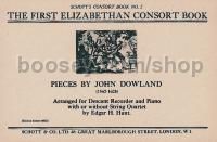 The First Elizabethan Consort Book - descant recorder and piano, string quartet ad lib. (performance