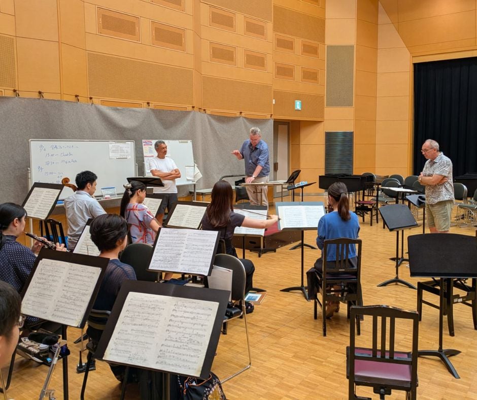 Roderick Williams and James Gilchrist in rehearsal