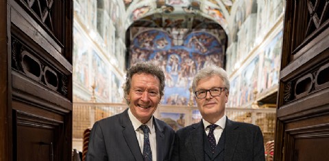 Foto: Harry Christophers con James MacMillan (crédito: Harry Richards)